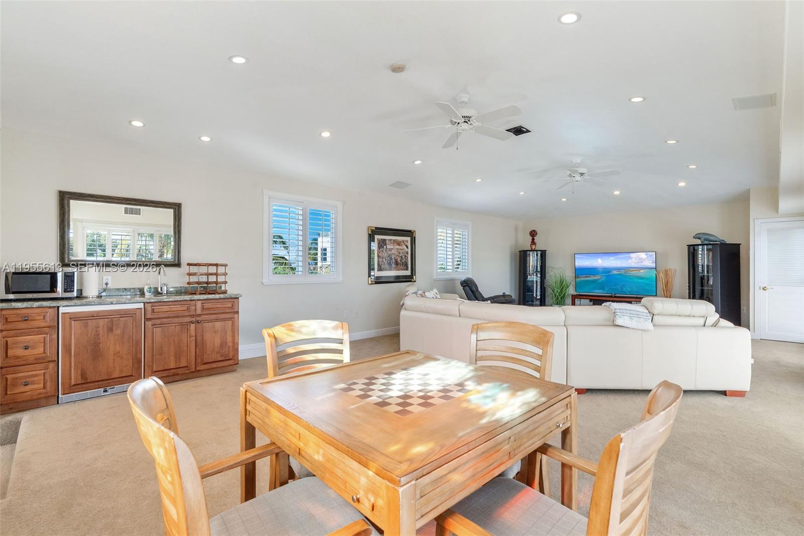 PORT ANTIGUA PLAT NO 2 - Residential