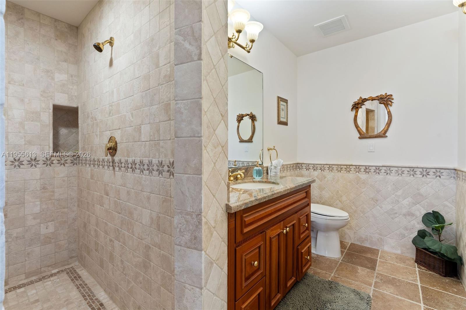 PORT ANTIGUA PLAT NO 2 - Residential