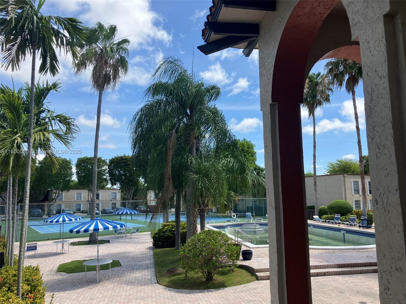 SPANISH TRACE CONDO - Residential Lease