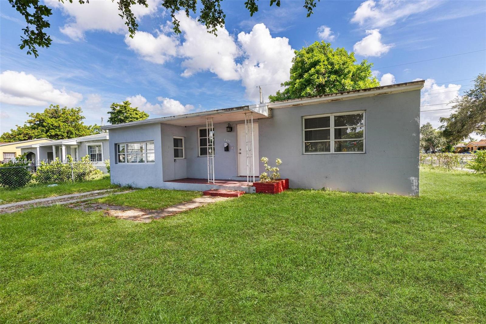2603 Fletcher St, Hollywood, FL, 33020/$432,000 1 2603 Fletcher St