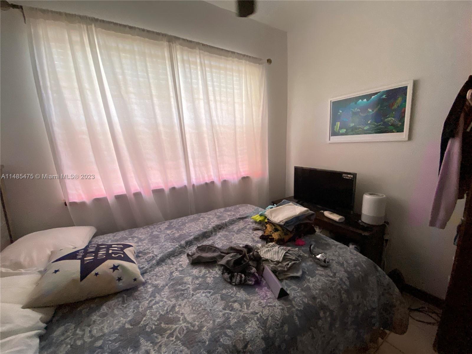 BISCAYNE BEACH-2ND ADDN - Residential