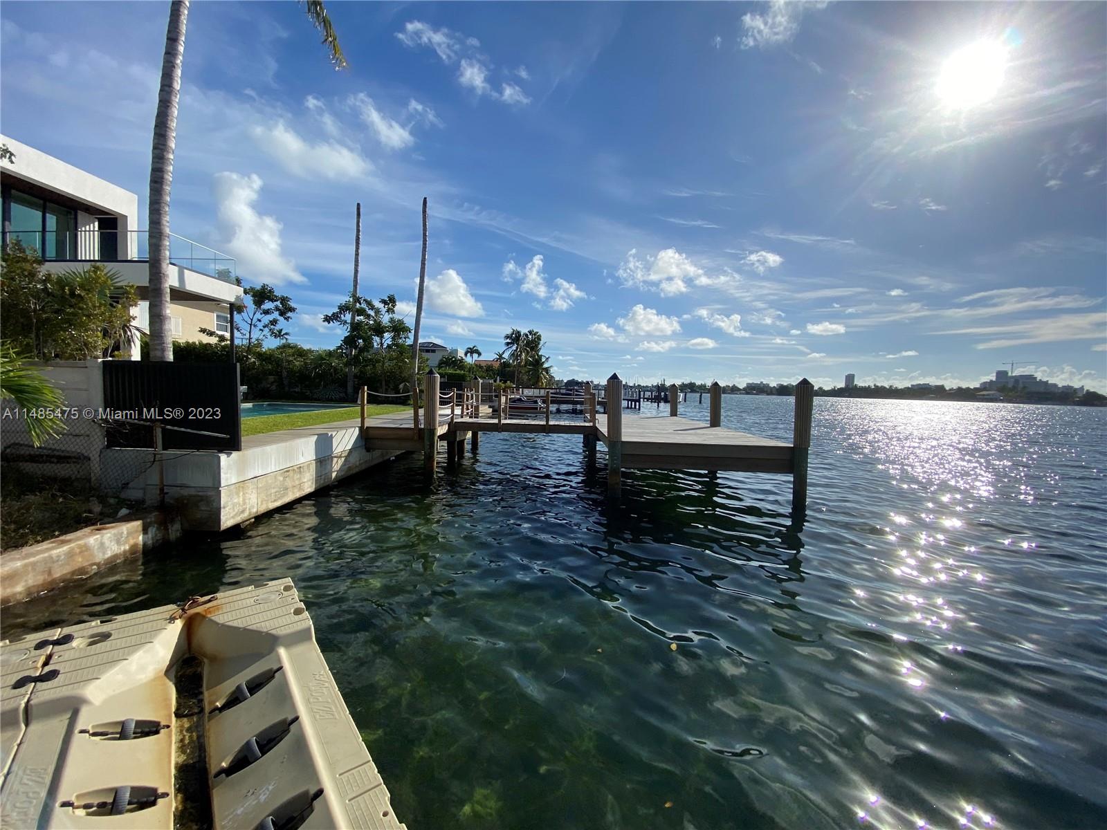 BISCAYNE BEACH-2ND ADDN - Residential