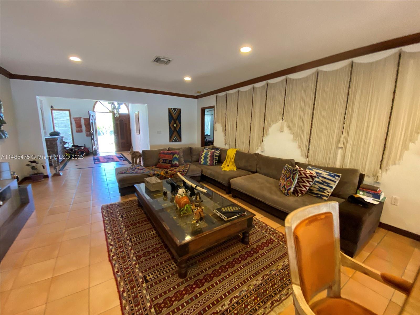 BISCAYNE BEACH-2ND ADDN - Residential