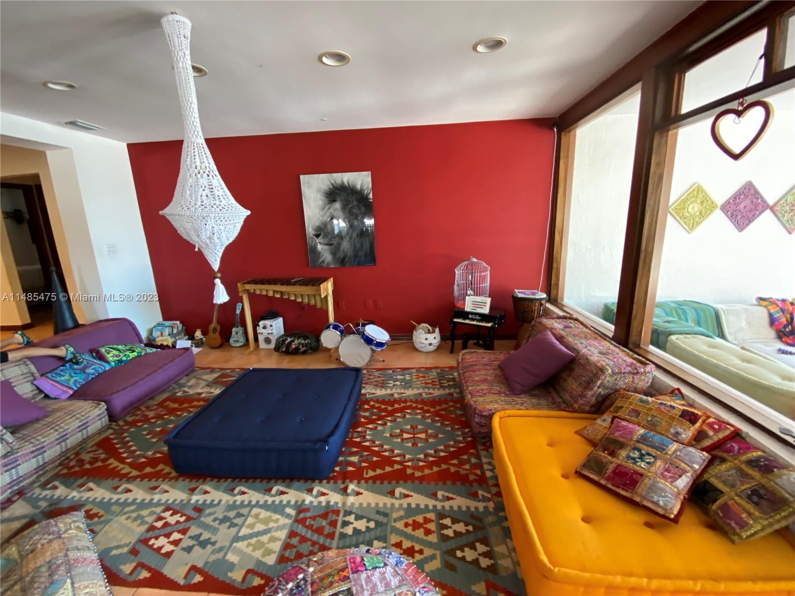 BISCAYNE BEACH-2ND ADDN - Residential