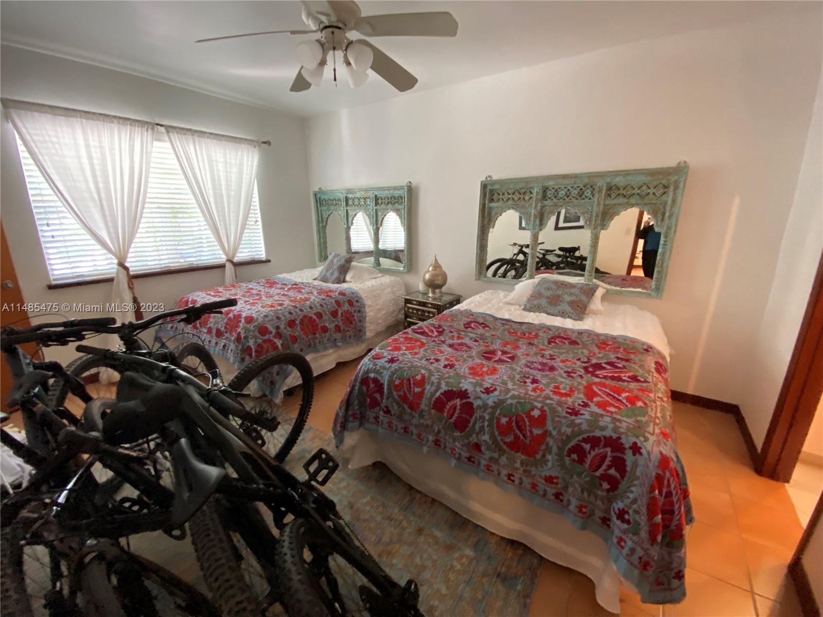 BISCAYNE BEACH-2ND ADDN - Residential