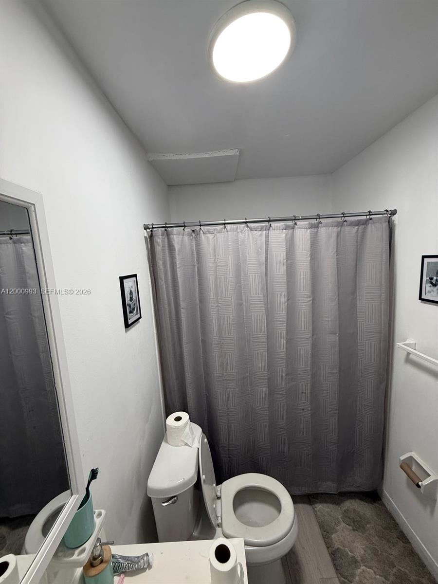 3536 NE 168th St 403