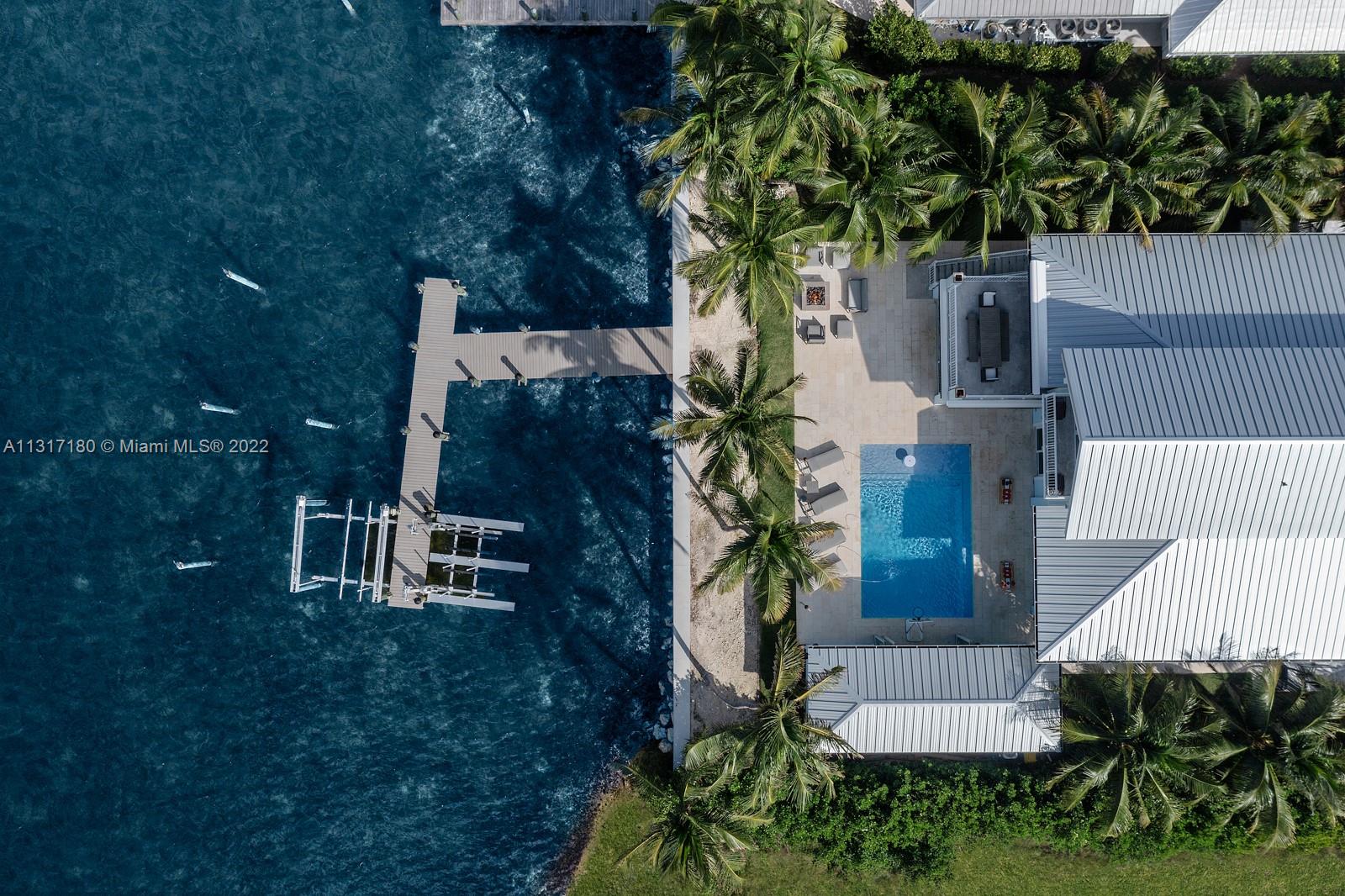 MATECUMBE SANDY BEACH - Residential