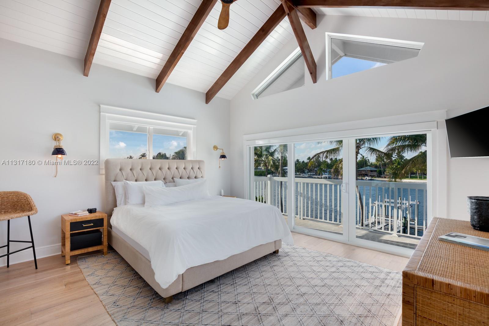 MATECUMBE SANDY BEACH - Residential