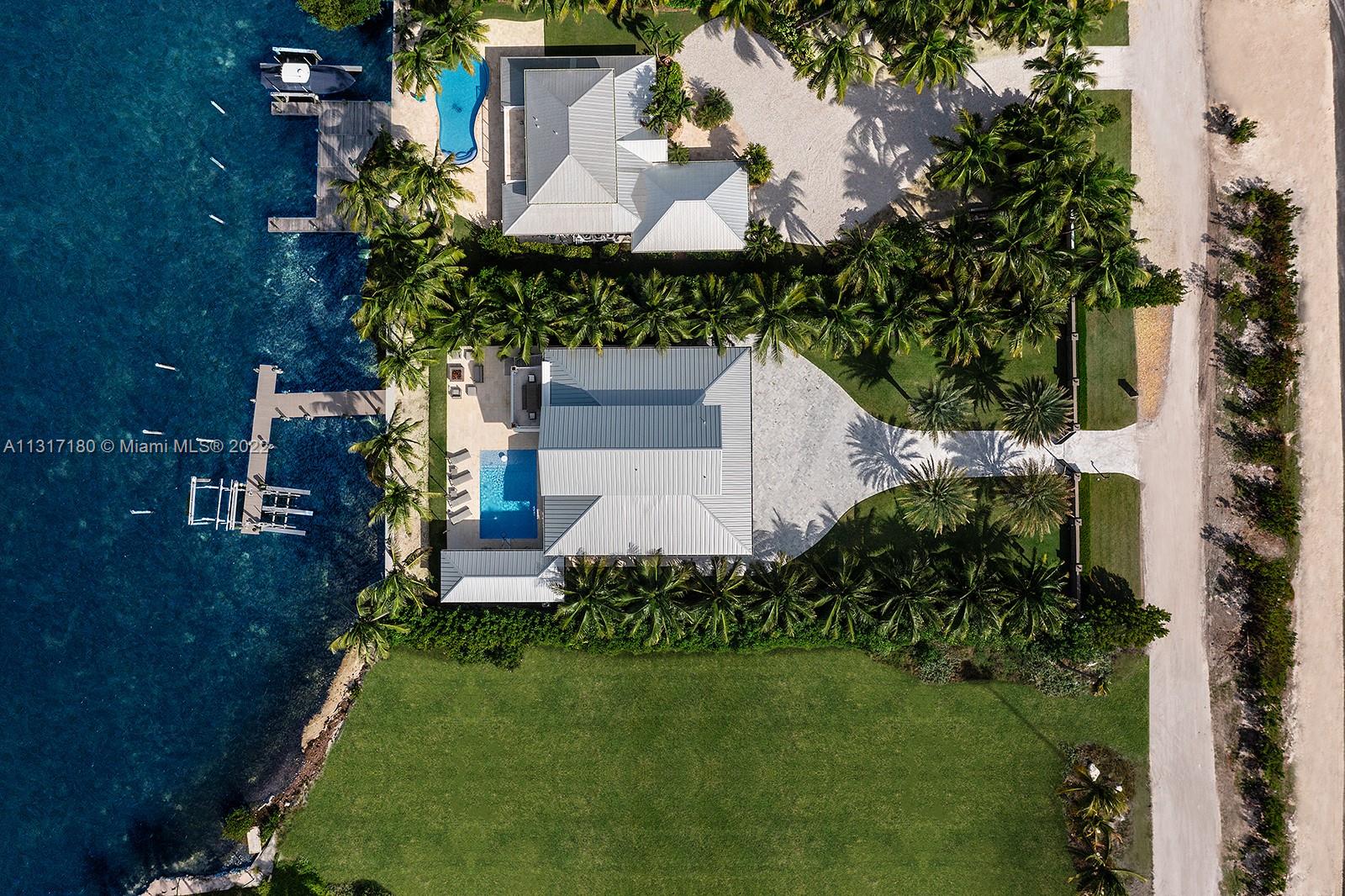 MATECUMBE SANDY BEACH - Residential