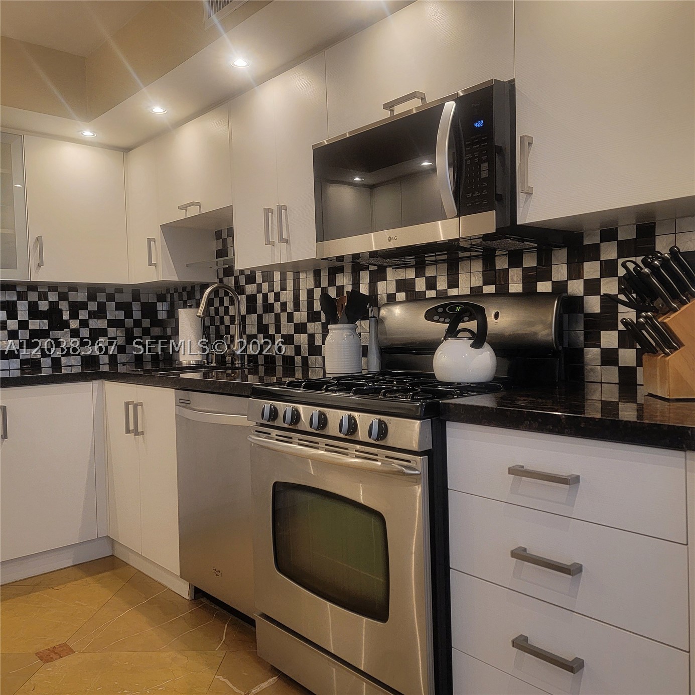 2030 S Ocean Dr 1718