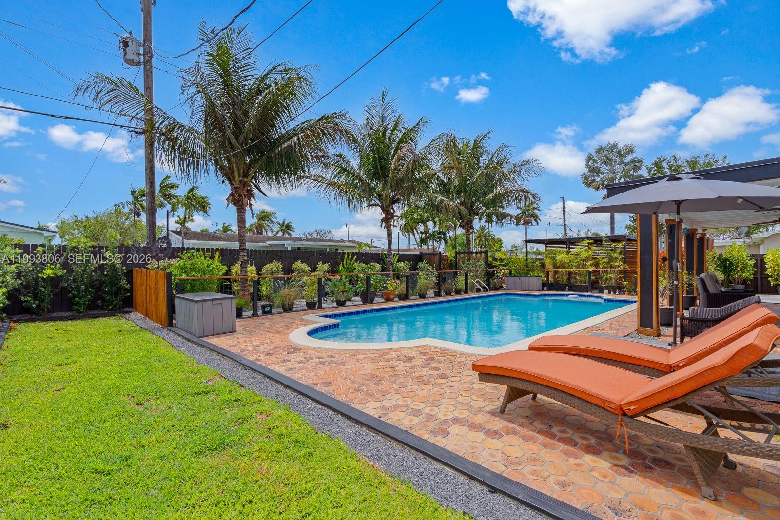 WHISPERING PINES EST SEC - Residential