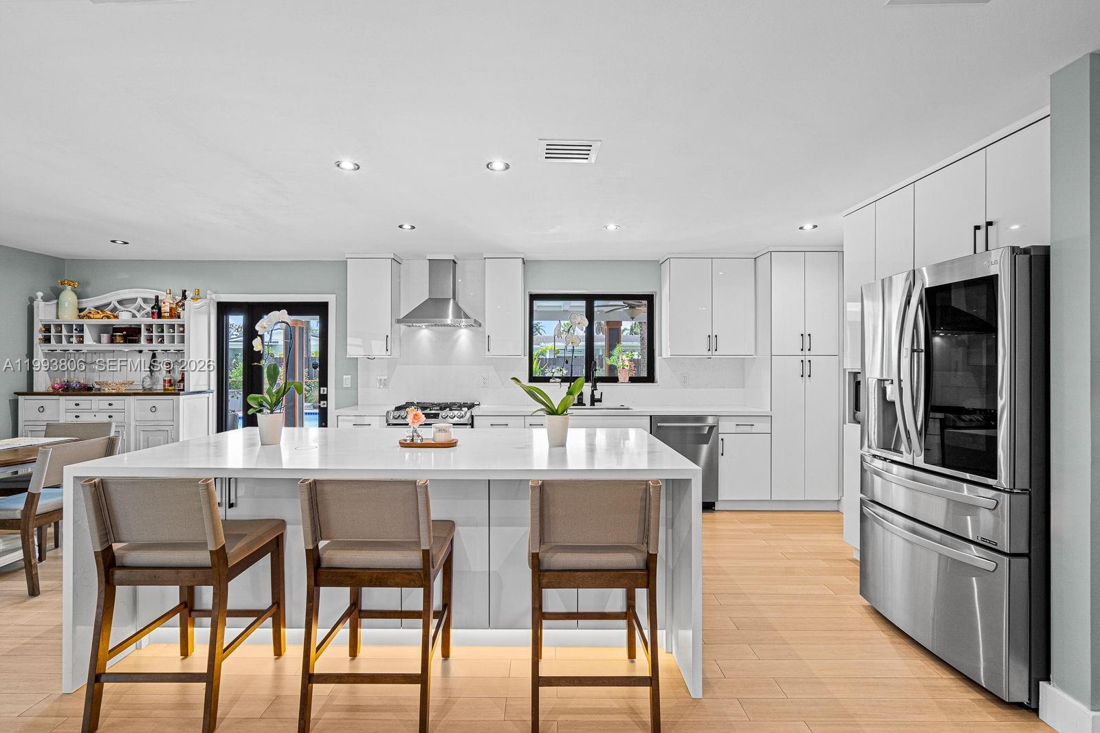 WHISPERING PINES EST SEC - Residential