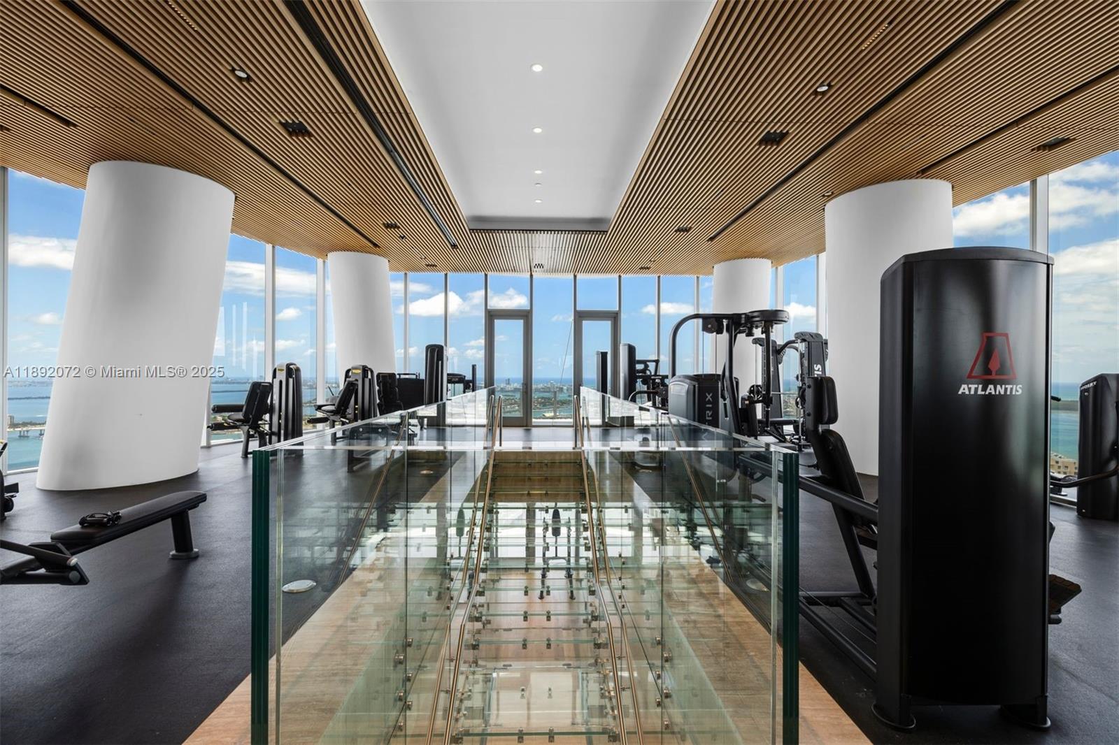 ASTON MARTIN RESIDENCES - Residential