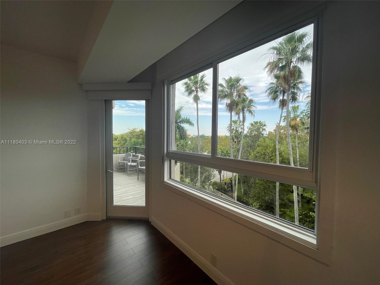 Key Biscayne, Florida 33149, United States, 2 Bedrooms Bedrooms, ,2 BathroomsBathrooms,Residential,Active,75031