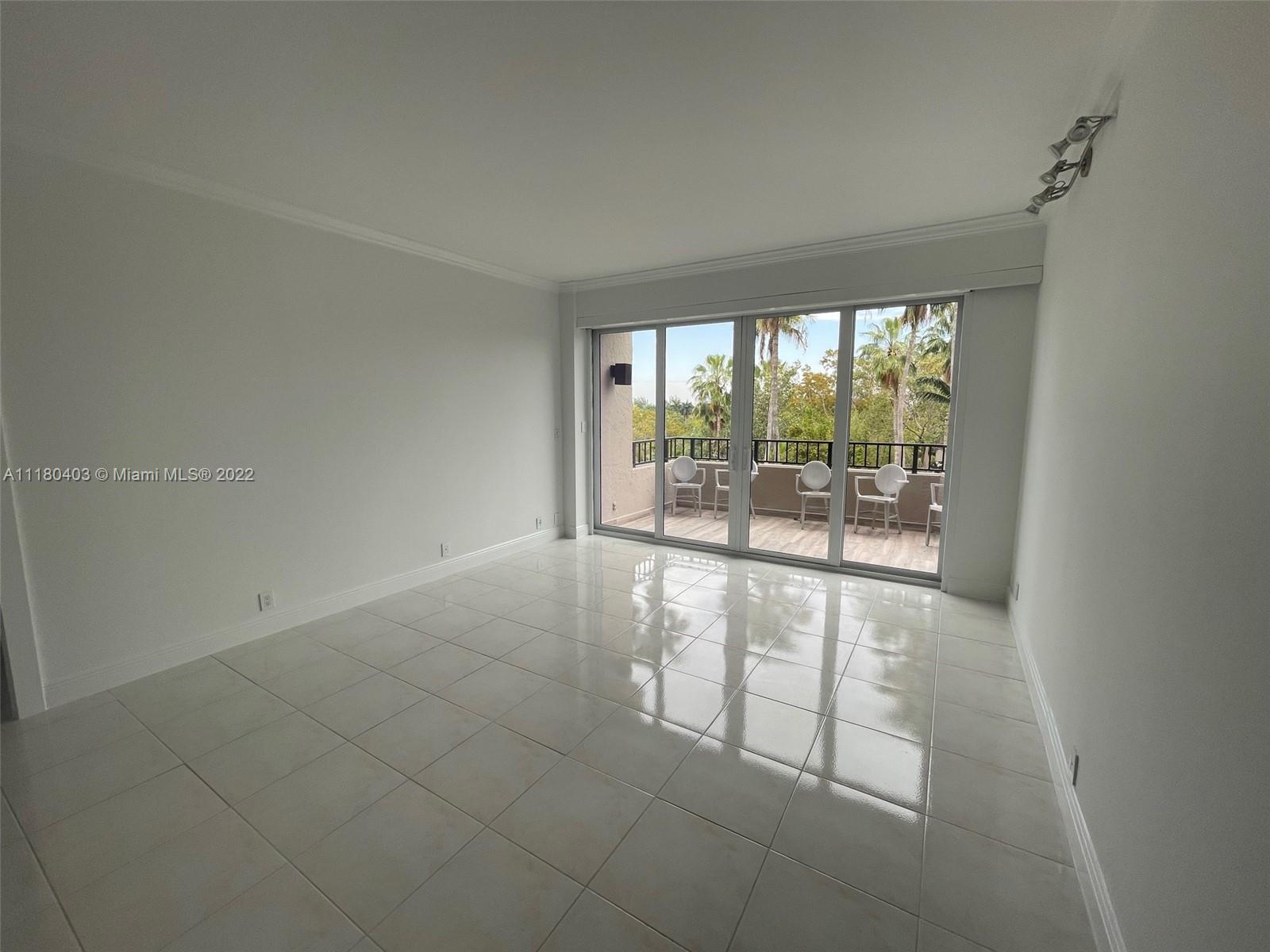 Key Biscayne, Florida 33149, United States, 2 Bedrooms Bedrooms, ,2 BathroomsBathrooms,Residential,Active,75031