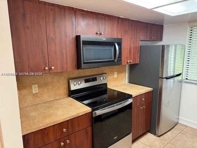 3188 Coral Lake Way 3188
