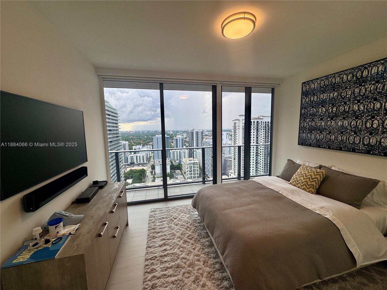 BRICKELL FLATIRON CONDO - Residential