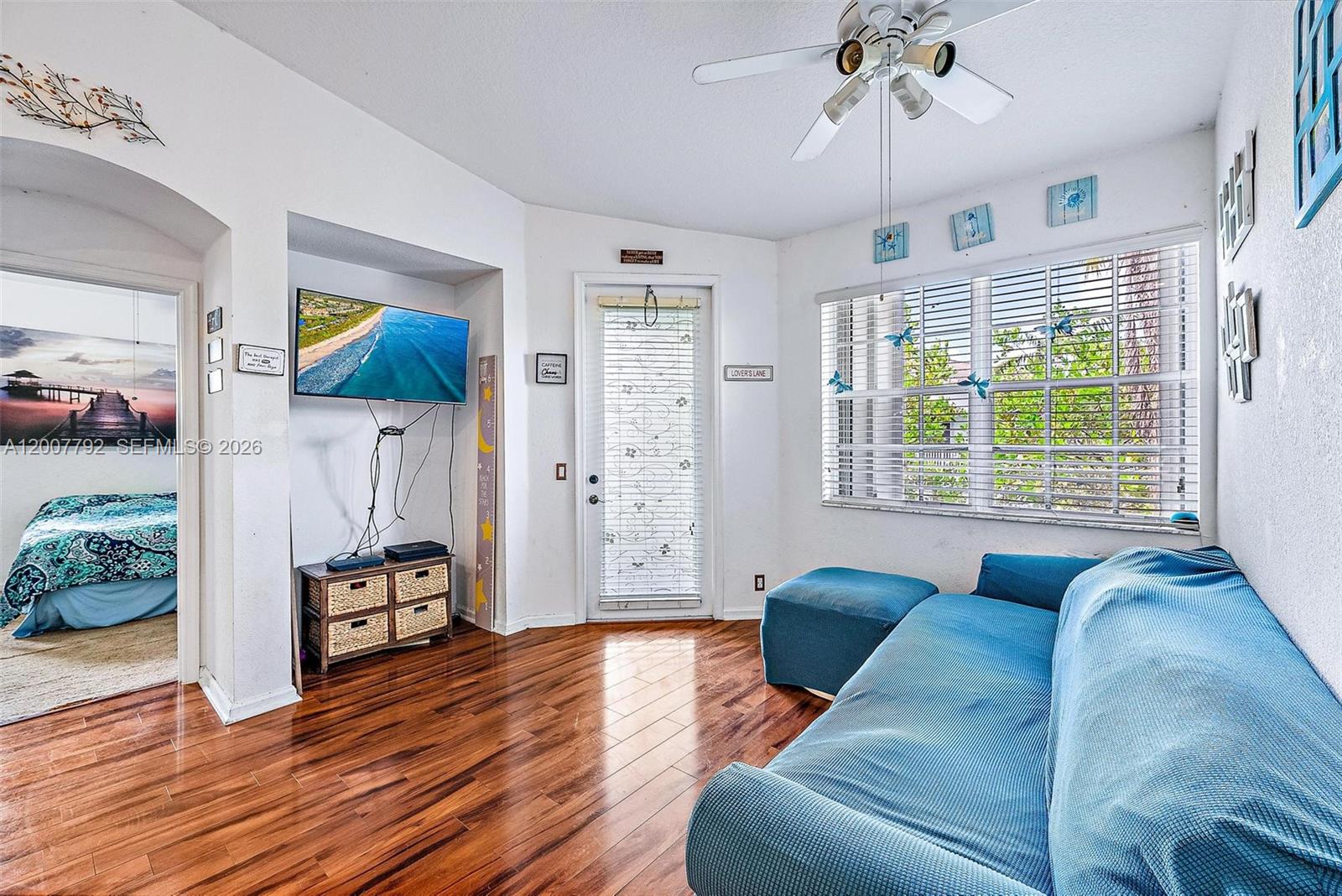 THOUSAND OAKS - Residential