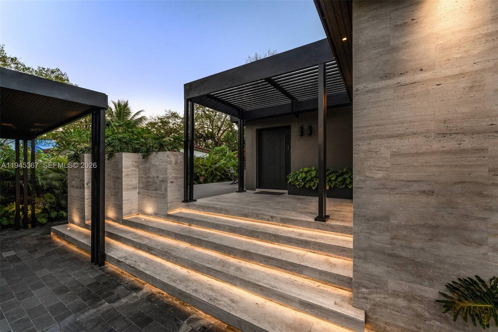 FROW HOMESTEAD - Residential