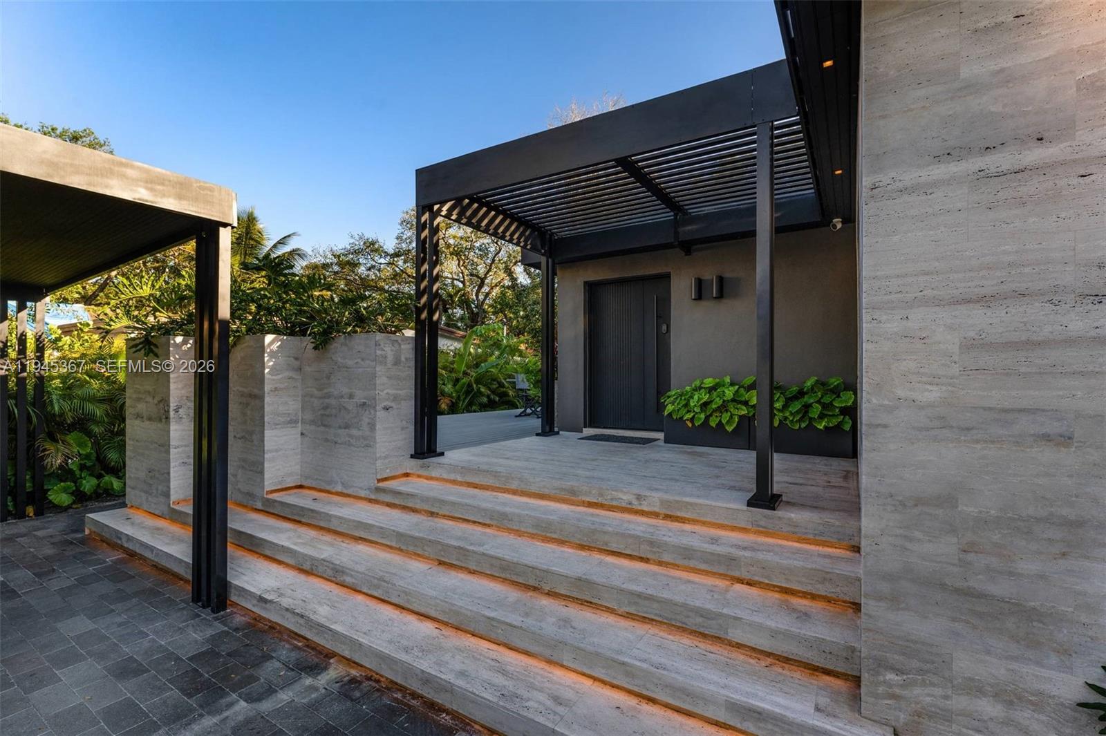 FROW HOMESTEAD - Residential