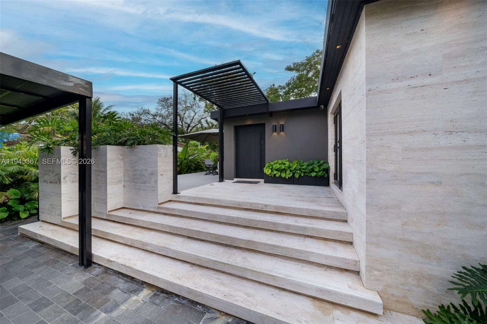 FROW HOMESTEAD - Residential