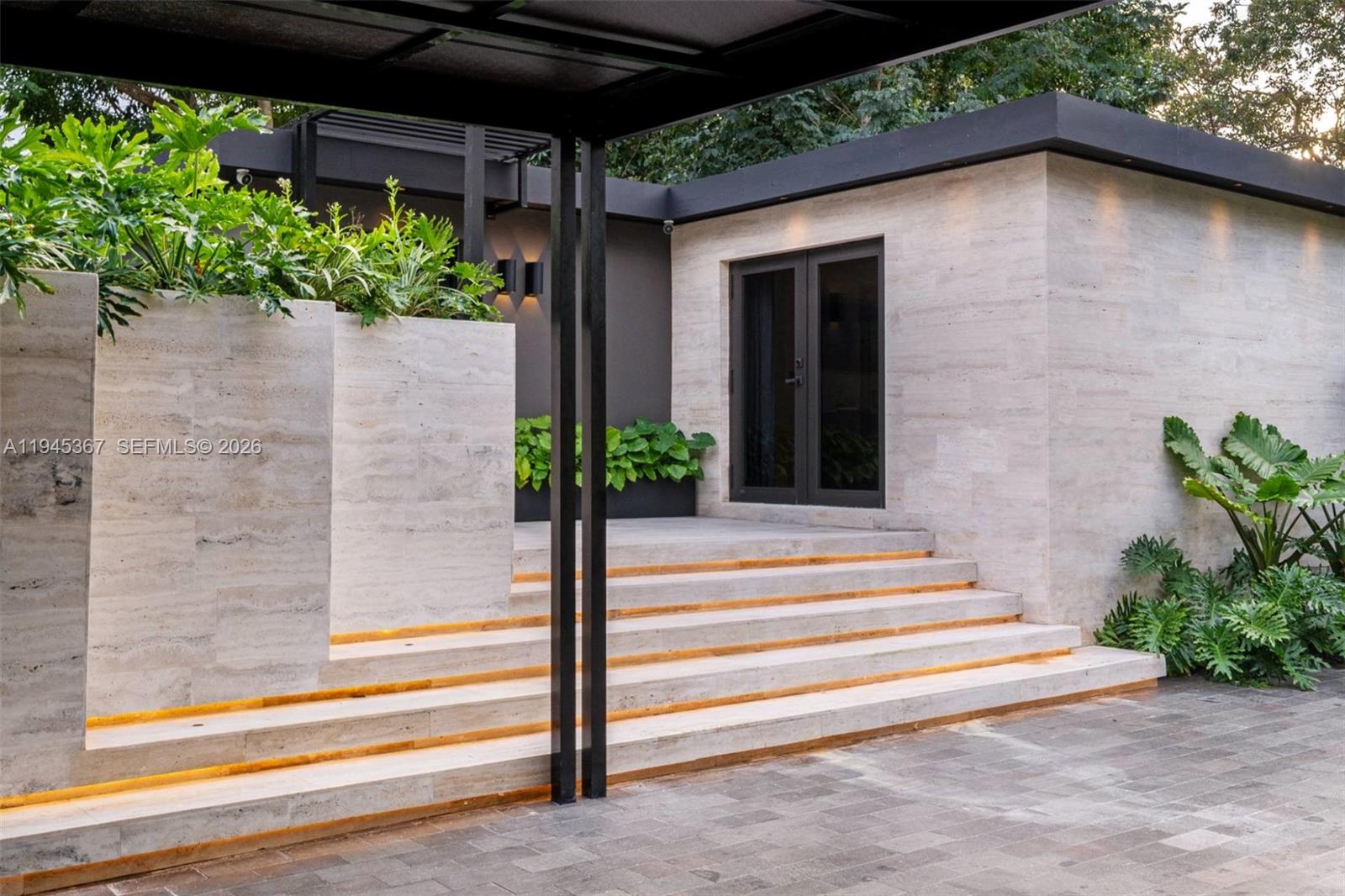 FROW HOMESTEAD - Residential