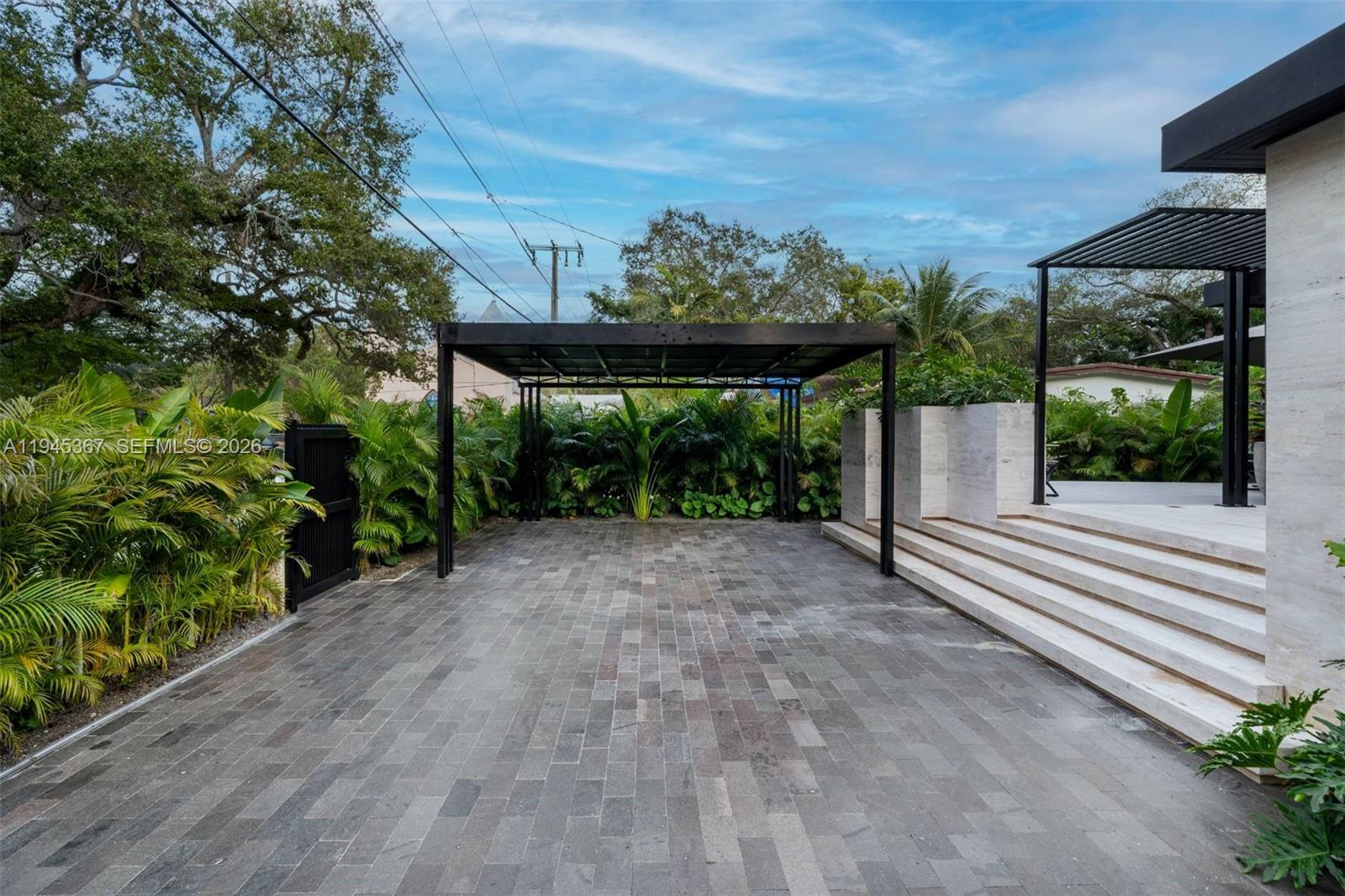 FROW HOMESTEAD - Residential