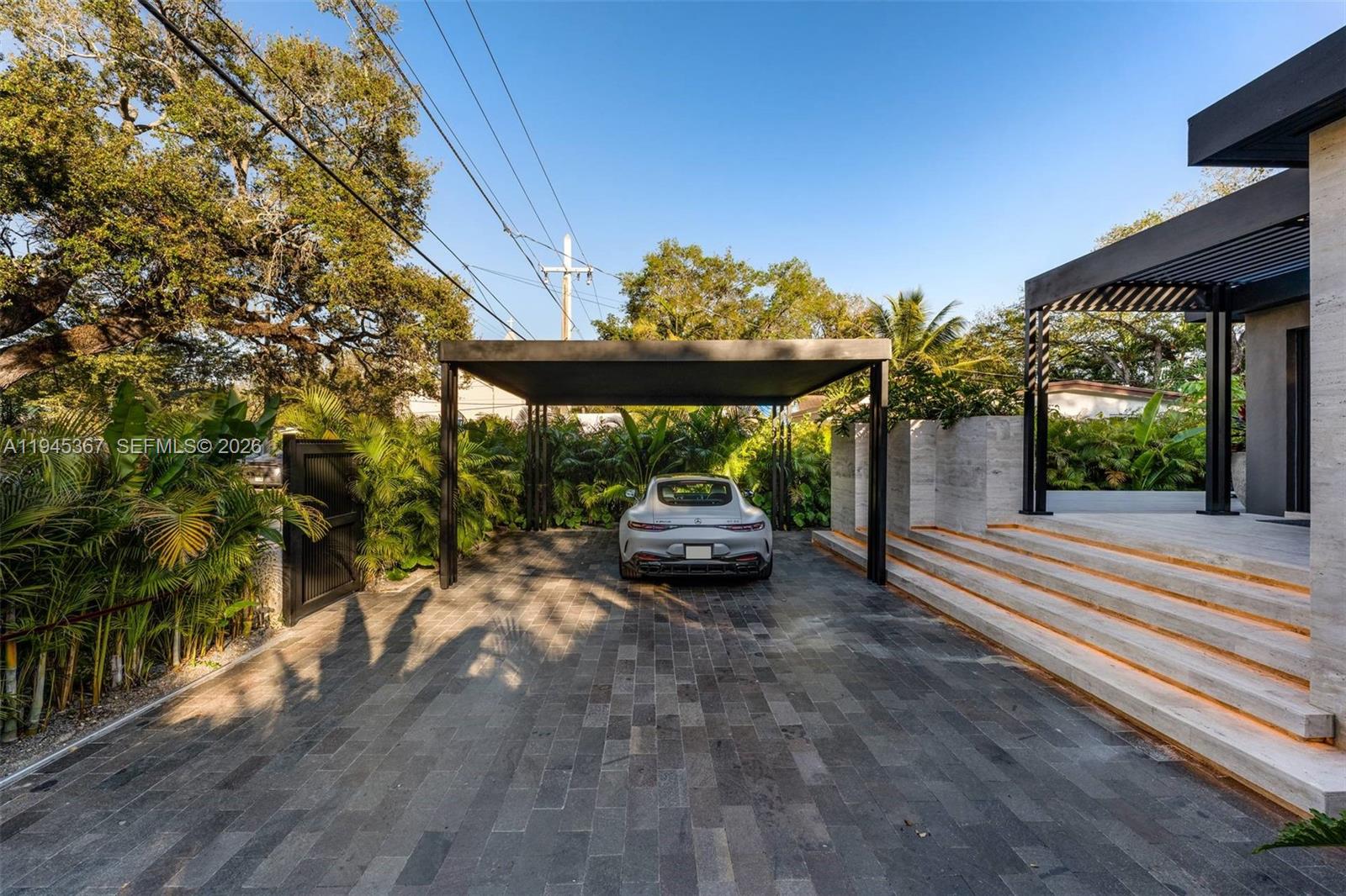 FROW HOMESTEAD - Residential