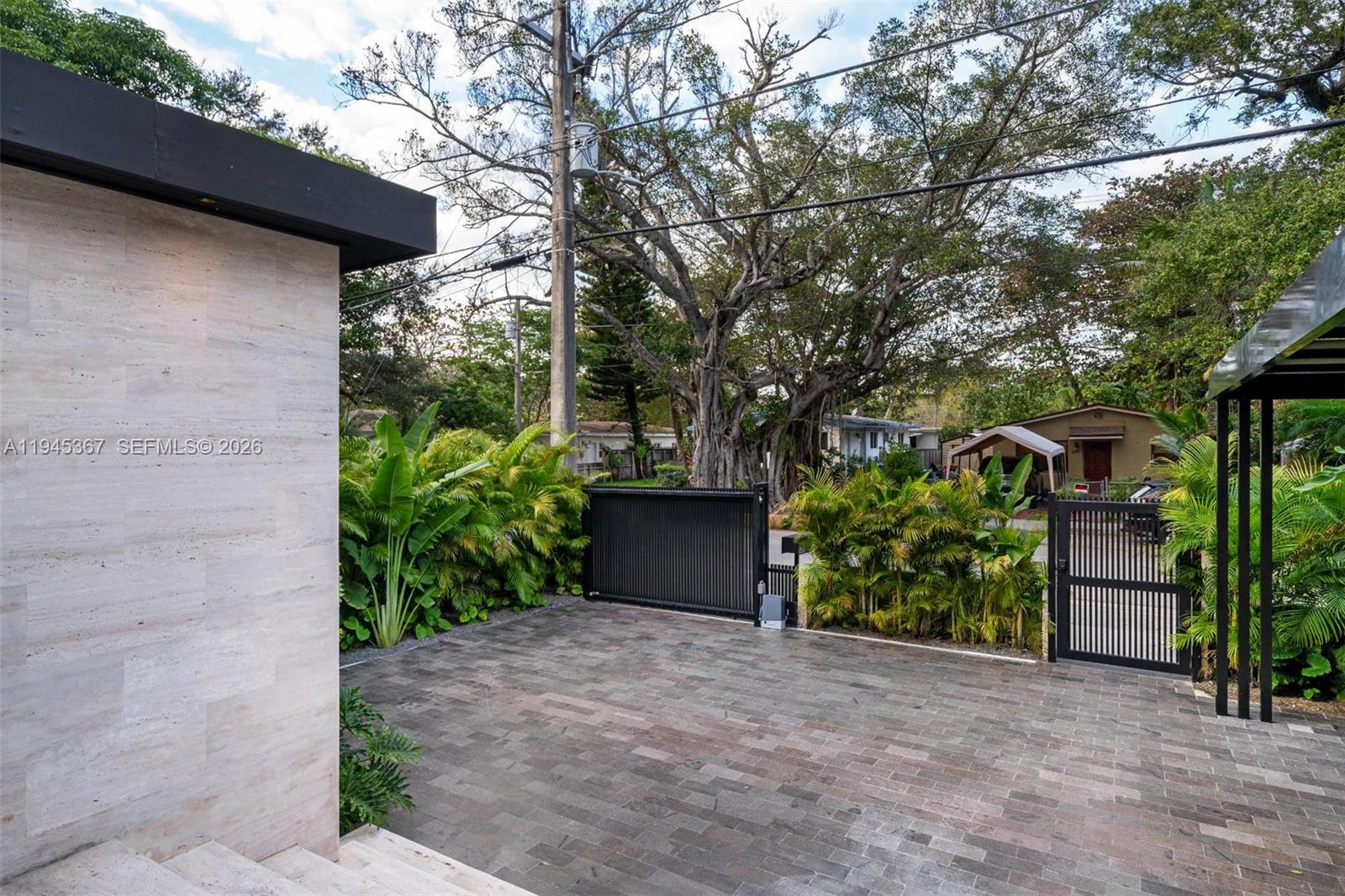 FROW HOMESTEAD - Residential