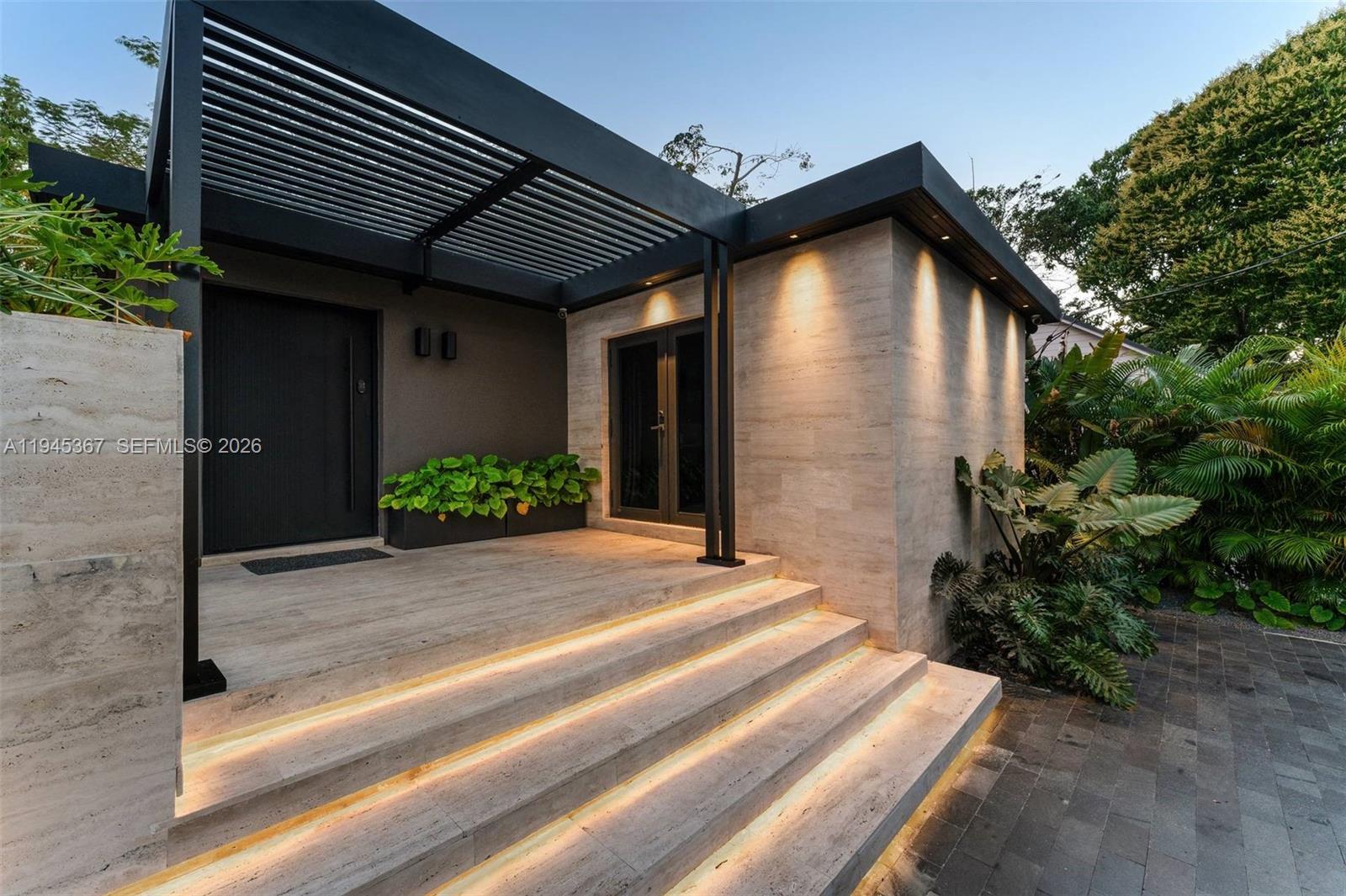 FROW HOMESTEAD - Residential