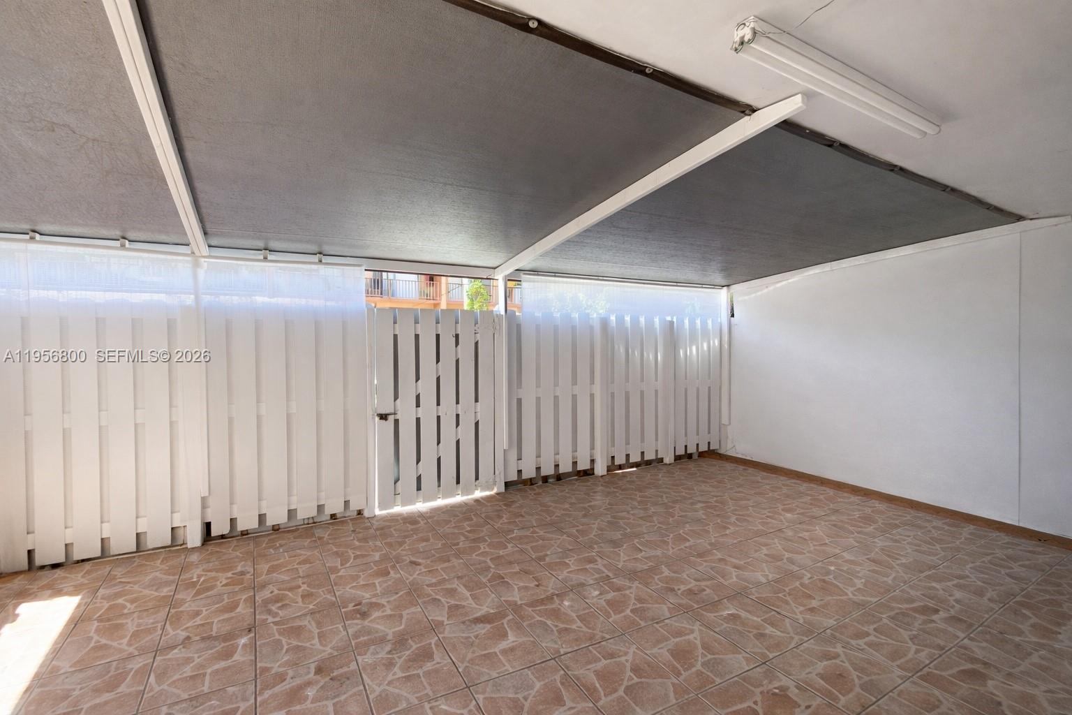 UNIVERSITY TRAIL CONDO - Residential