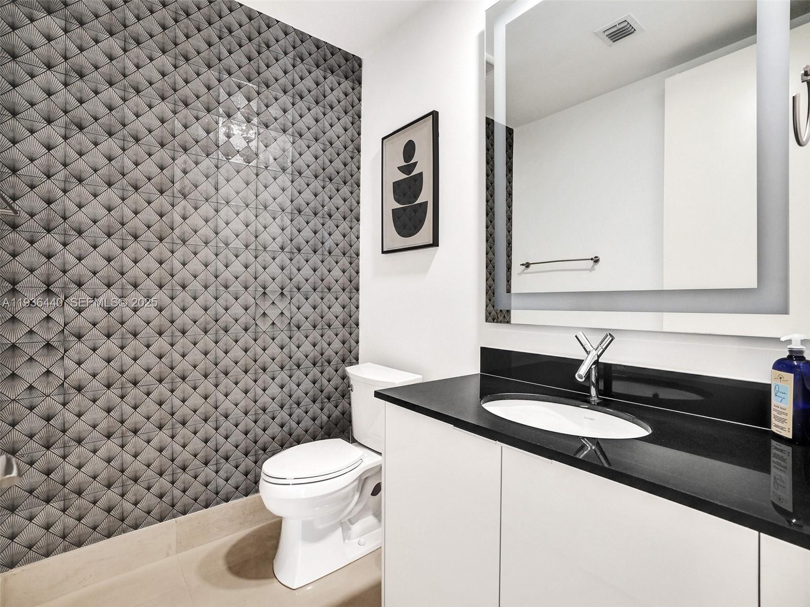 TDR TOWER I CONDO - Residential