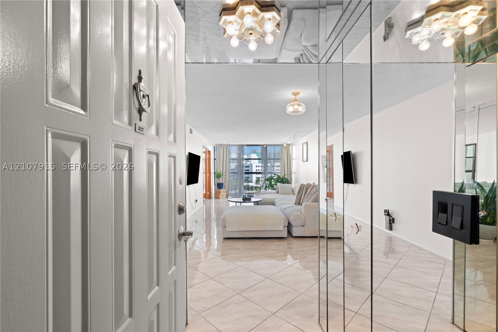 400 Leslie Dr 622