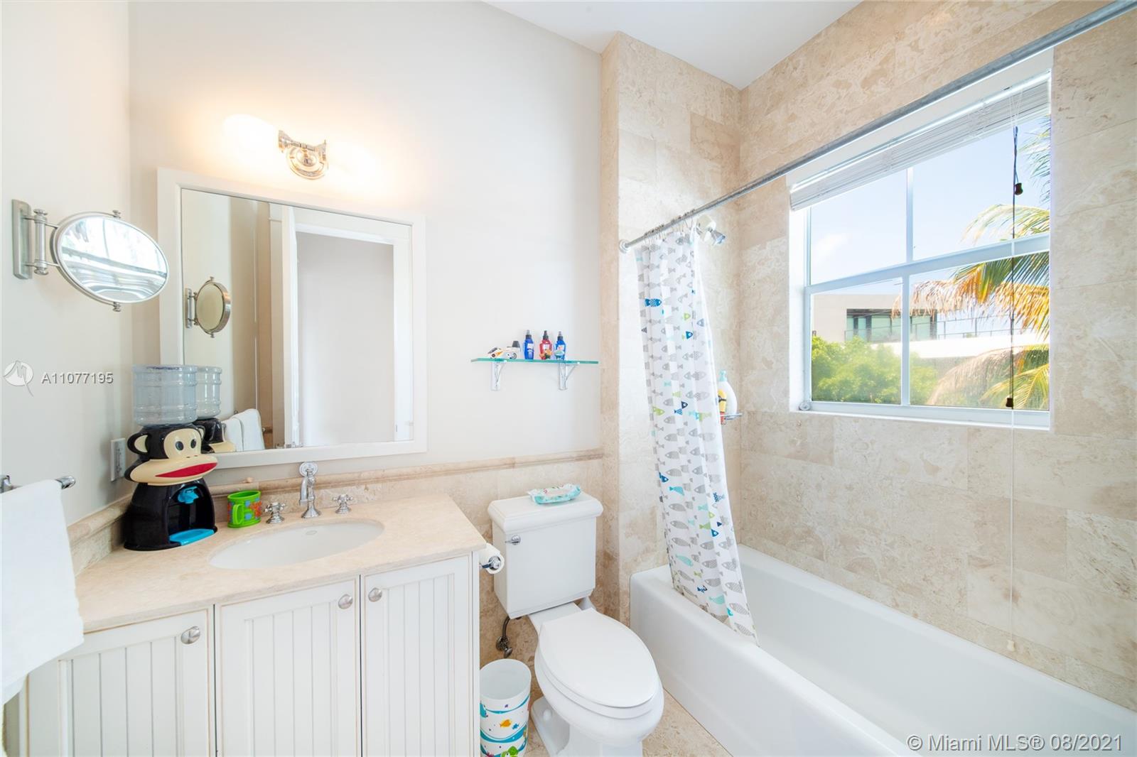 TROPICAL ISLE HOMES SUB 4 - Residential