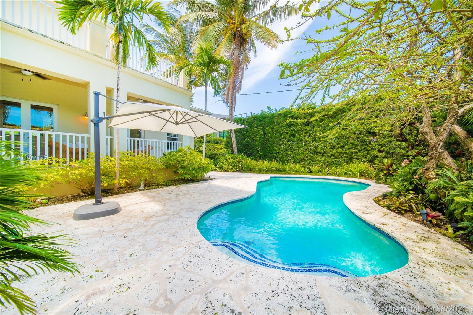 TROPICAL ISLE HOMES SUB 4 - Residential