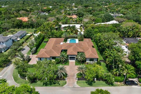 A home in Pinecrest