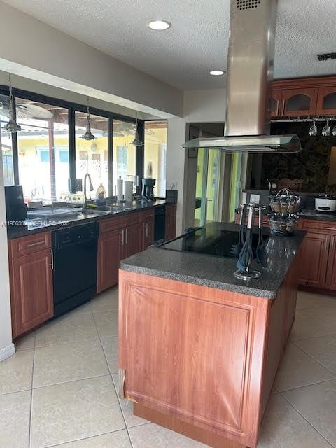 RAMBLEWOOD SOUTH - Residential Lease