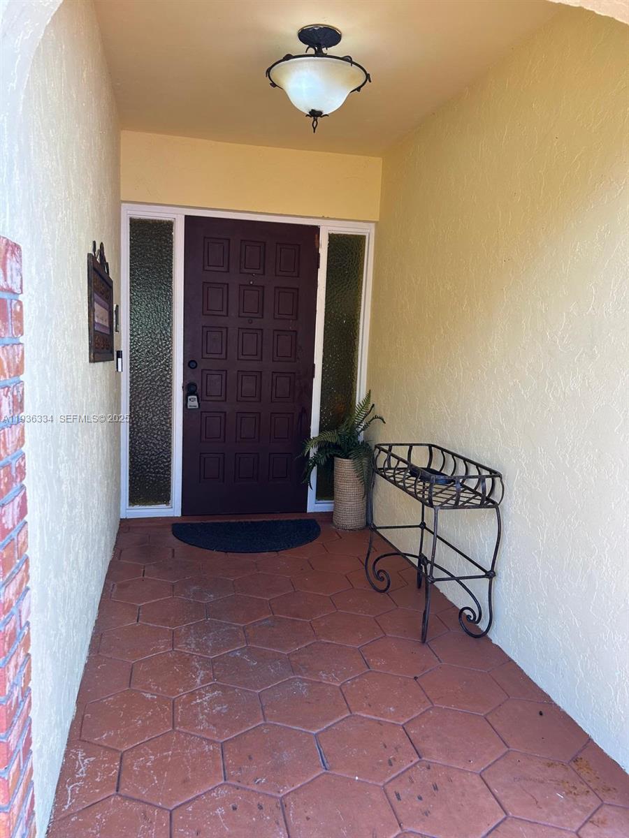 RAMBLEWOOD SOUTH - Residential Lease
