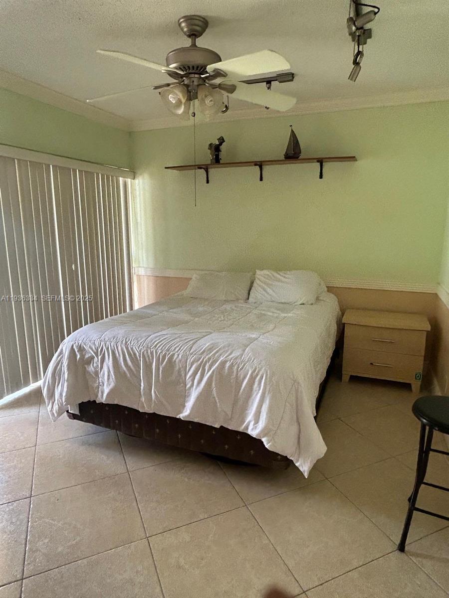 RAMBLEWOOD SOUTH - Residential Lease