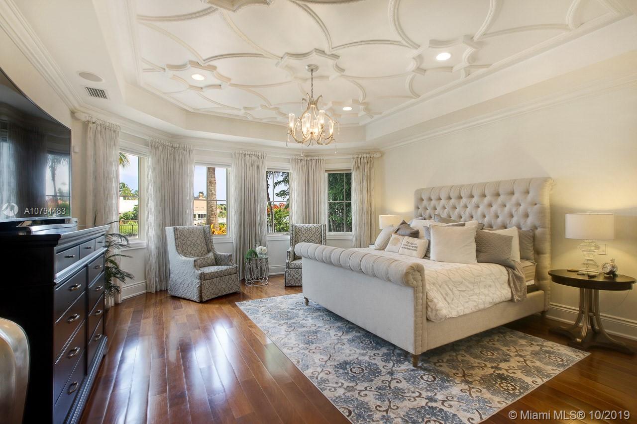 Admirals Cove - Residential