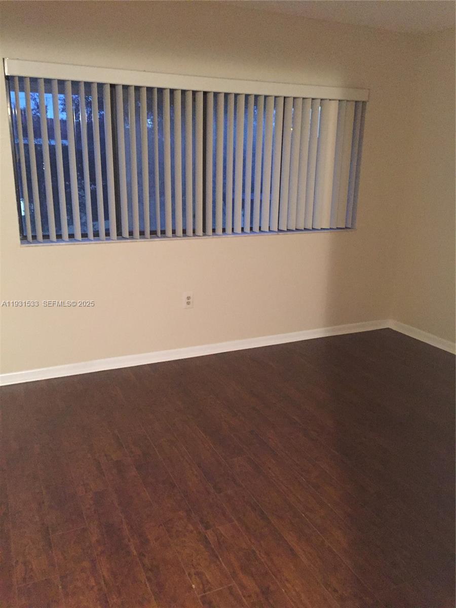 MARINA OAKS CONDO - Residential Lease