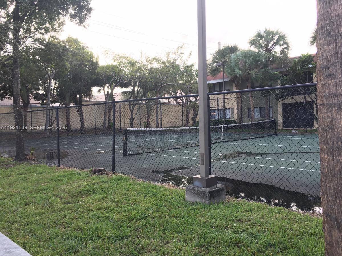 MARINA OAKS CONDO - Residential Lease