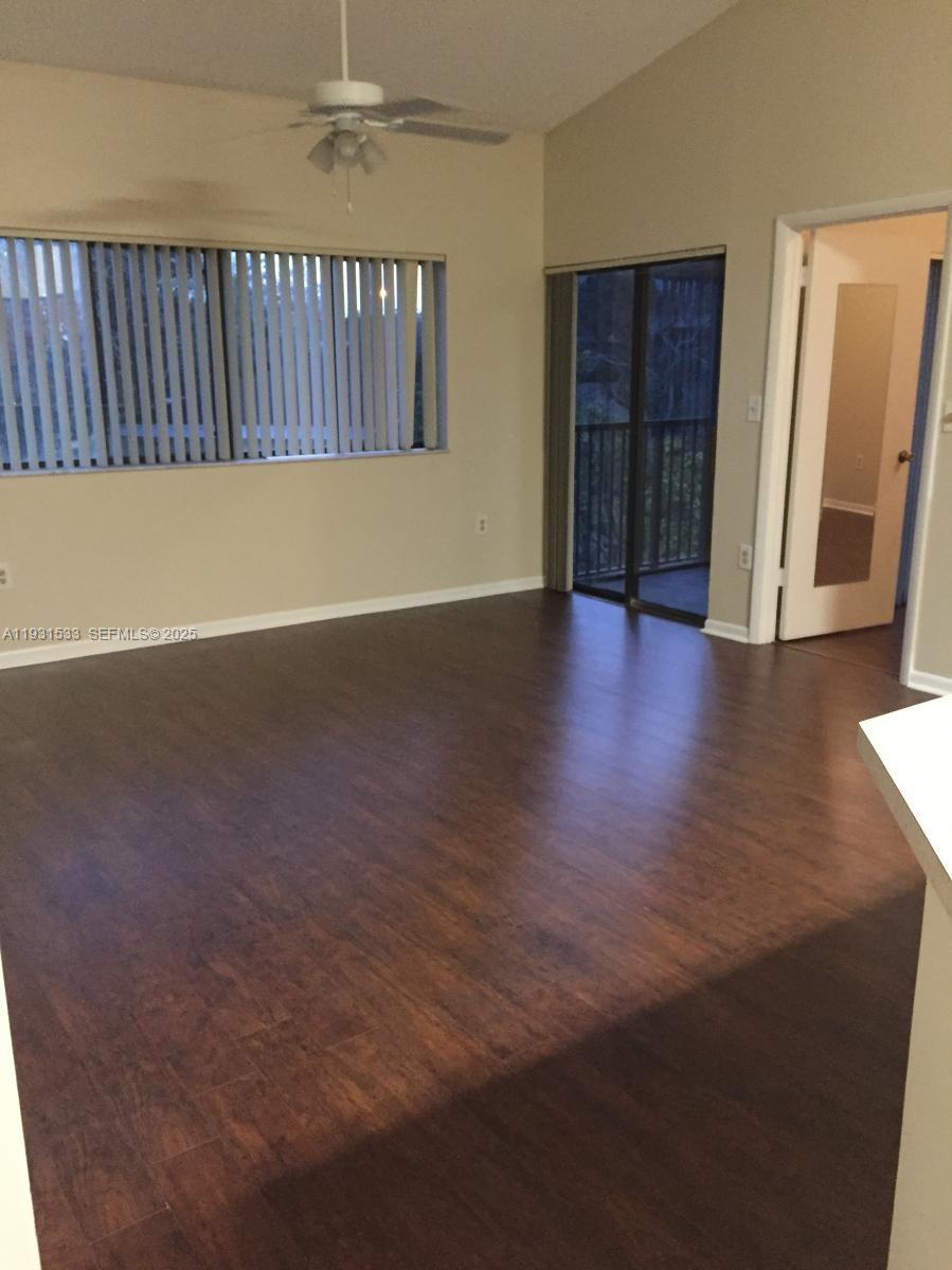 MARINA OAKS CONDO - Residential Lease