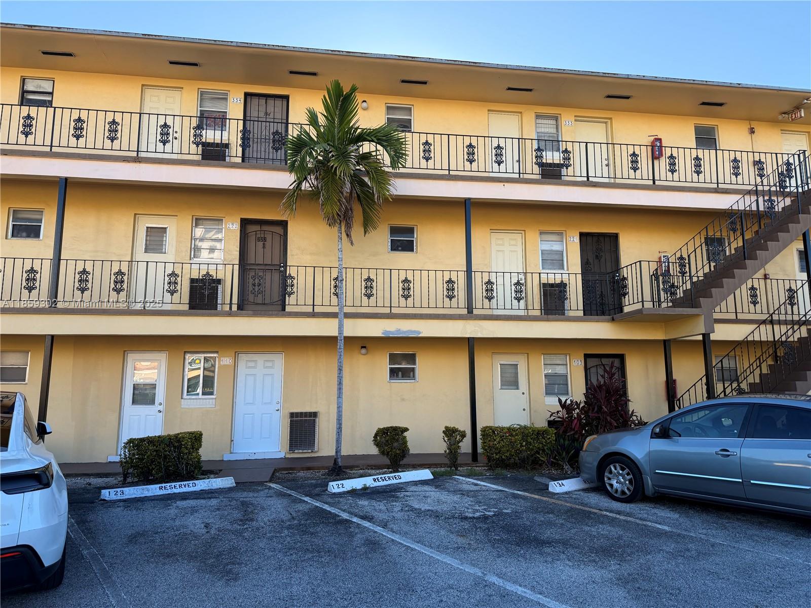 BISC LAKE GARDENS CONDO N - Residential