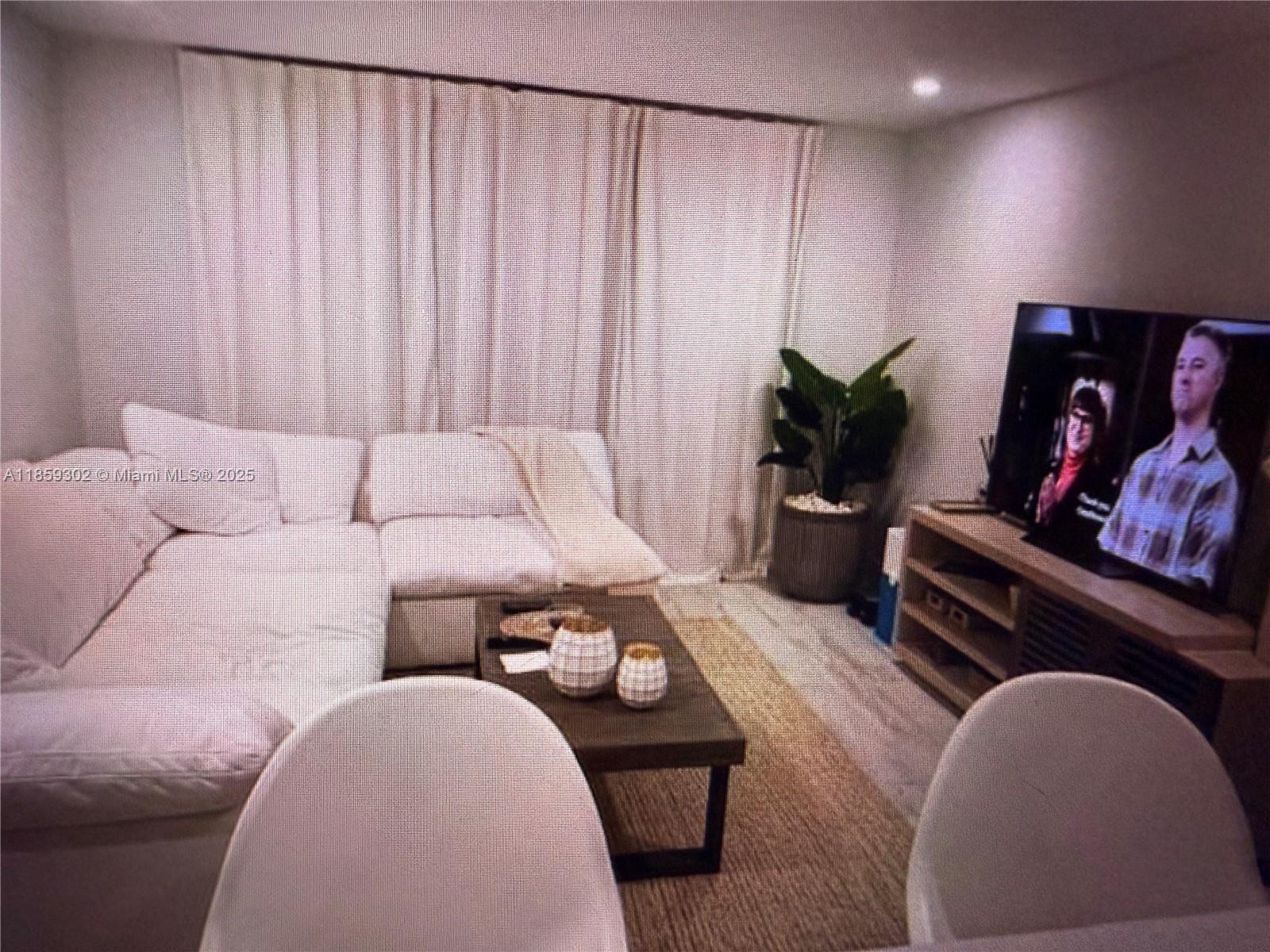 BISC LAKE GARDENS CONDO N - Residential