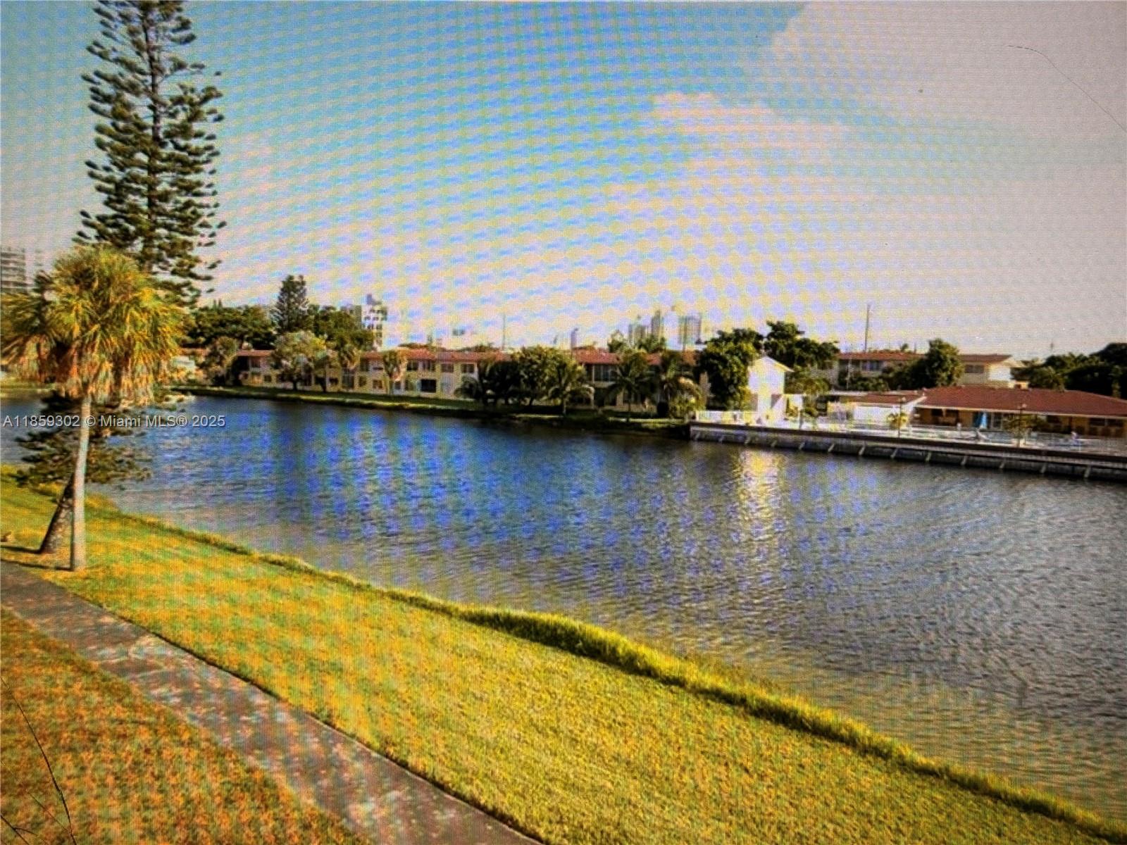 BISC LAKE GARDENS CONDO N - Residential