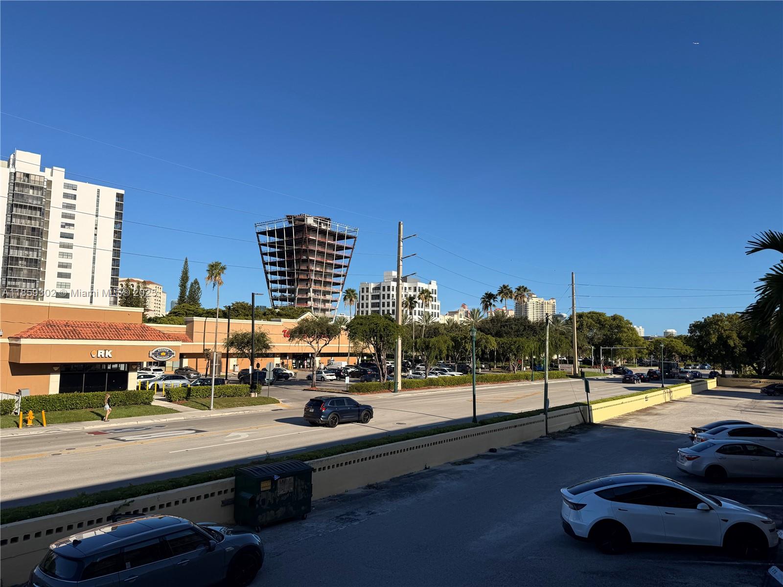 BISC LAKE GARDENS CONDO N - Residential