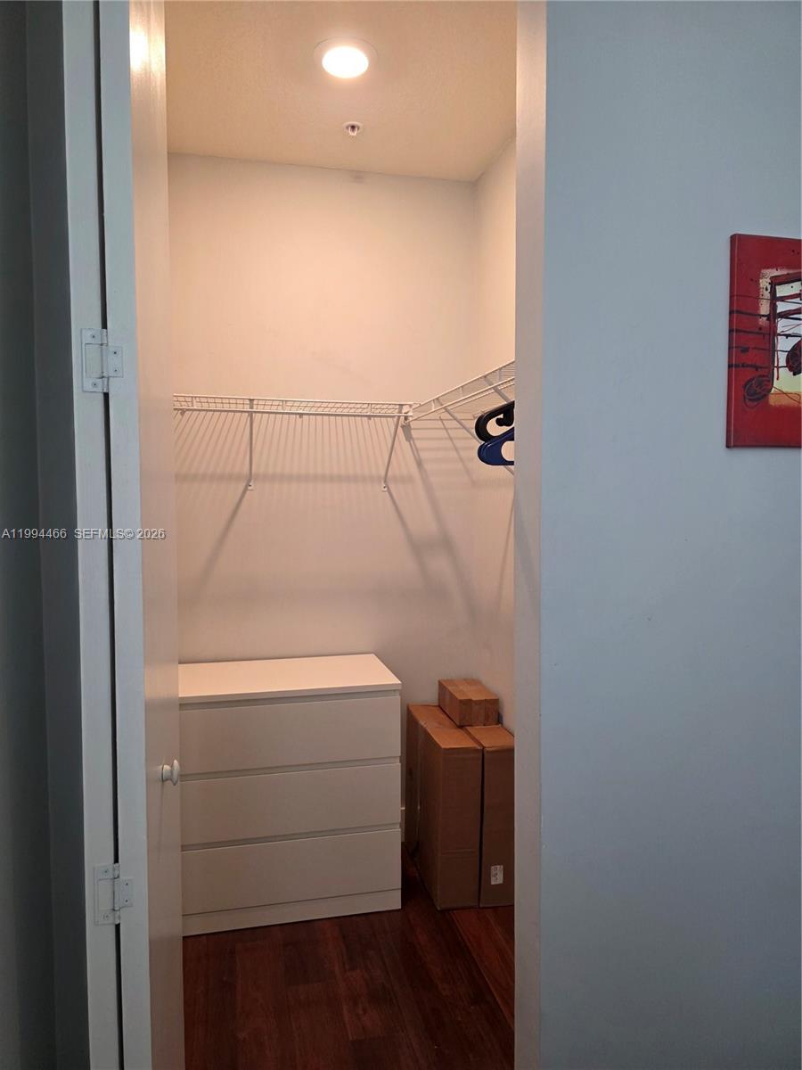 LANDMARK AT DORAL CONDO N - Residential Lease