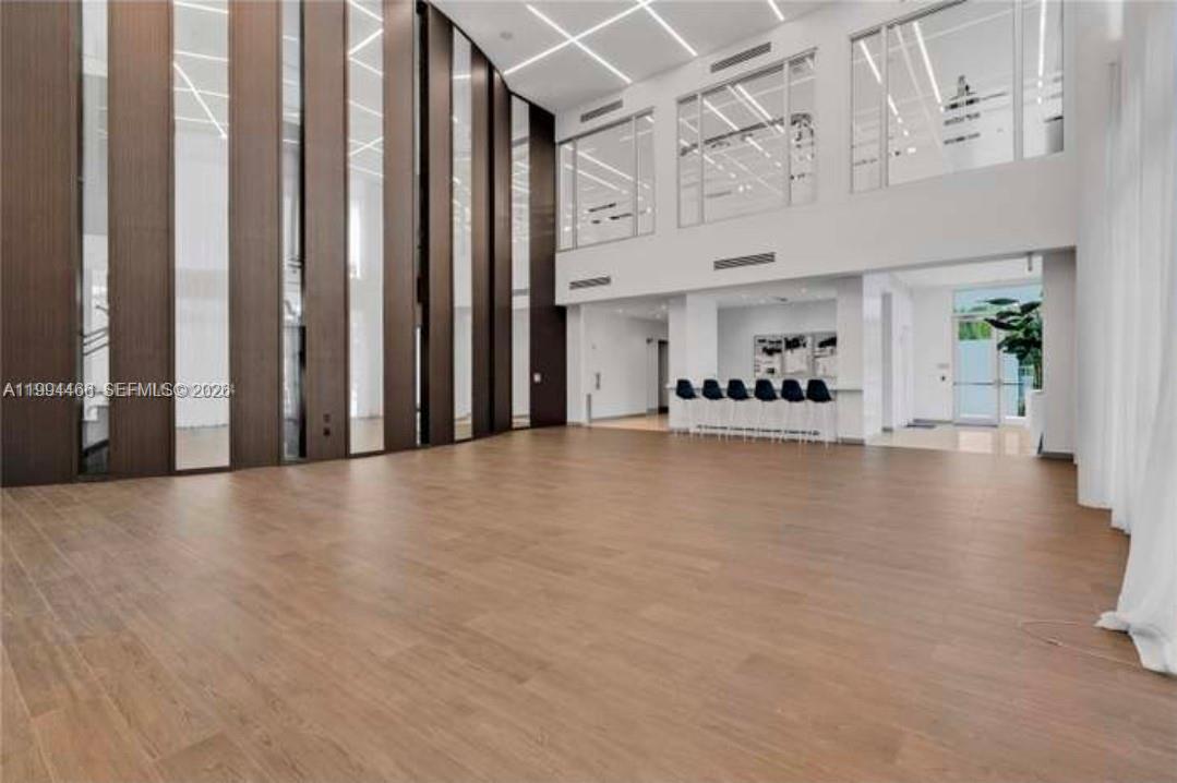 LANDMARK AT DORAL CONDO N - Residential Lease