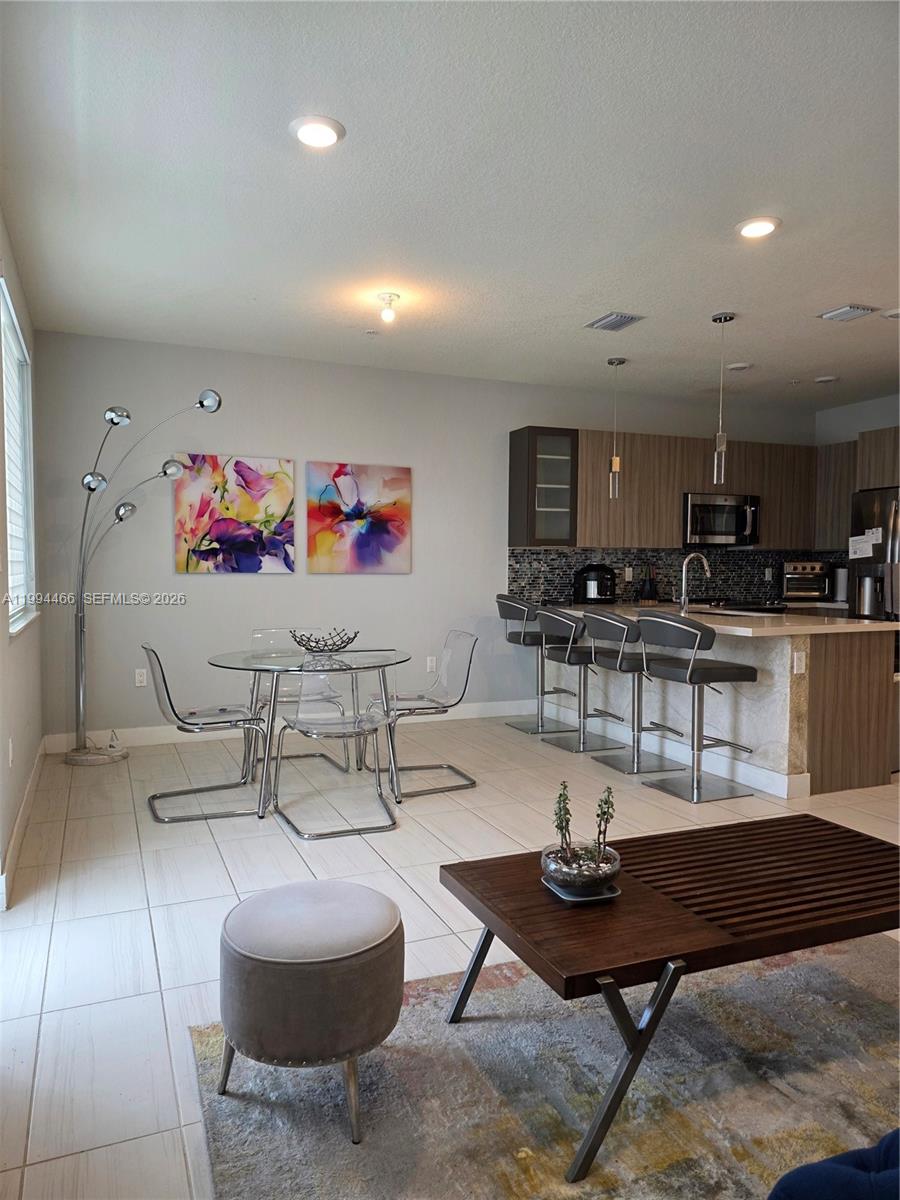 LANDMARK AT DORAL CONDO N - Residential Lease